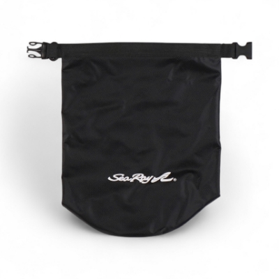 Image of the Sea Ray Dry Bag First Aid Kit with the white Lund logo on the front